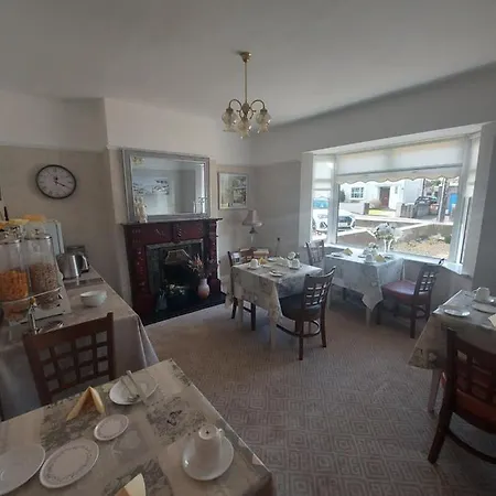 Blackrock Carole Ville Guesthouse Bed & Breakfast 5*