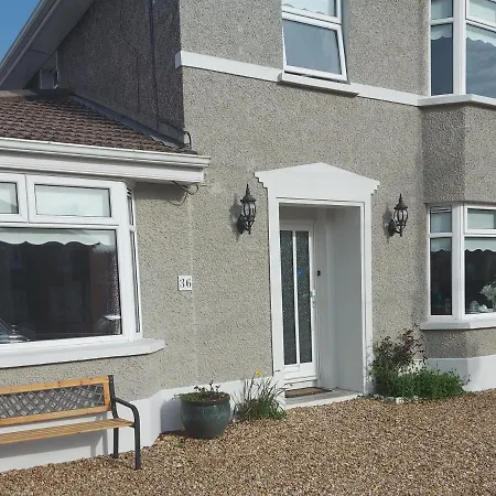 Blackrock Carole Ville Guesthouse Bed & Breakfast 5*