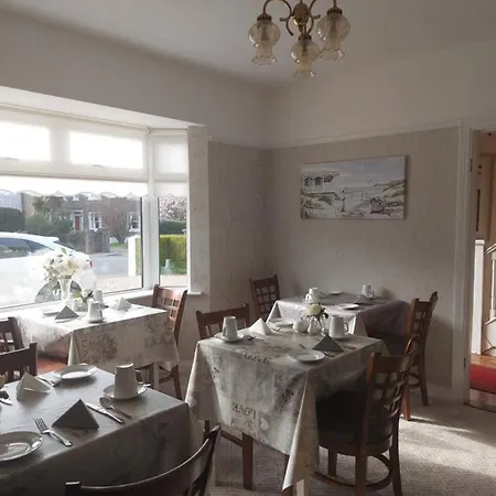 Blackrock Carole Ville Guesthouse 5*