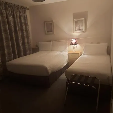 Blackrock Carole Ville Guesthouse 5*