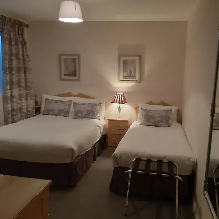 Blackrock Carole Ville Guesthouse Bed & Breakfast 5*