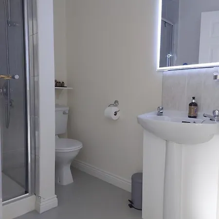 Blackrock Carole Ville Guesthouse Bed & Breakfast