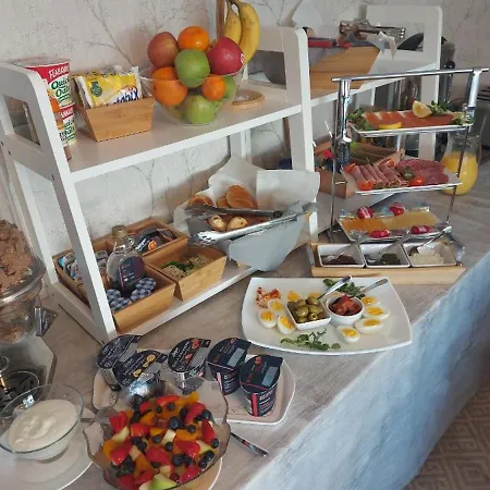 Blackrock Carole Ville Guesthouse Bed & Breakfast