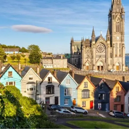 Bed & Breakfast Blackrock Carole 5*